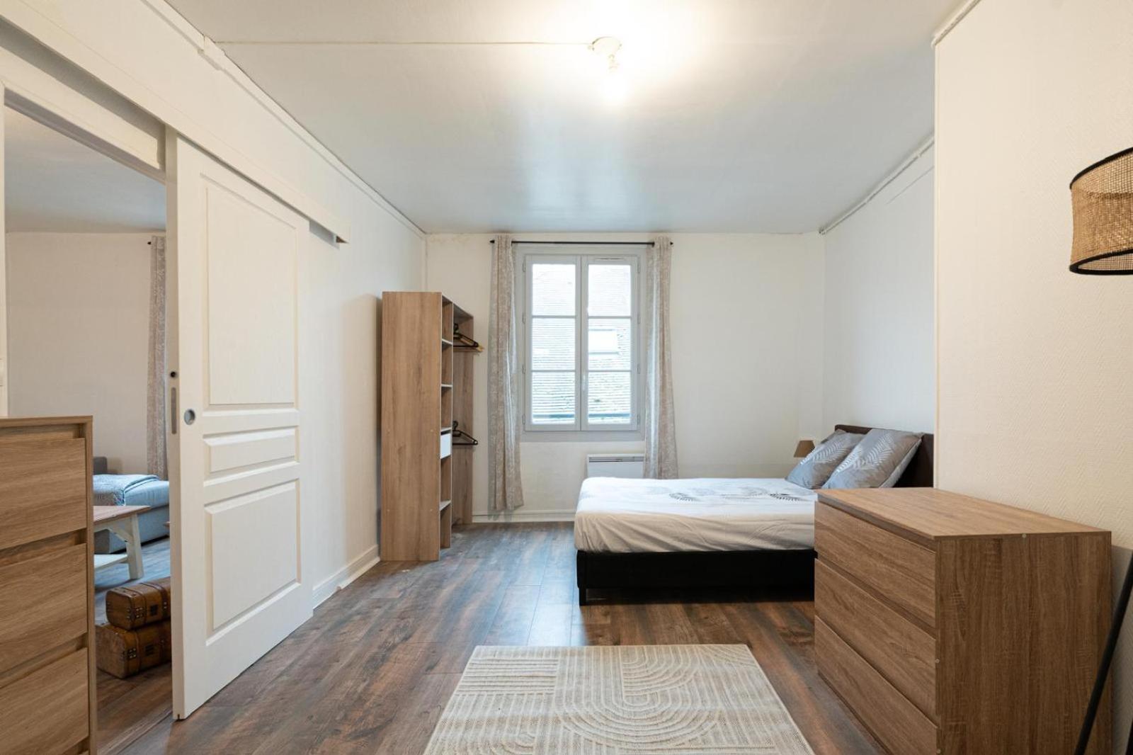 Appartement Au Coeur De Senlis Senlis  Eksteriør bilde